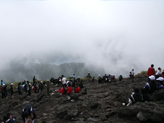 遠足で韓国岳登山!