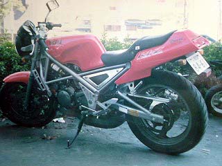 YAMAHA RZ250RR