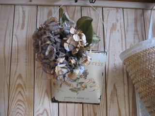 SHABBY TIN