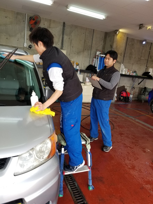 新年最初の洗車とカーコーティングの訓練、検定！