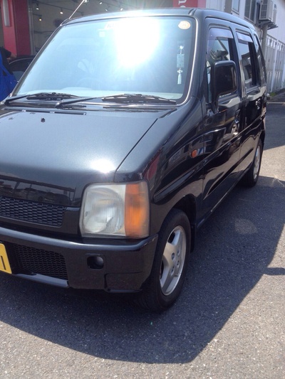 洗車工房隼人店、張り切ってスタート!! 洗車工房隼人店、張り切ってスタート!!