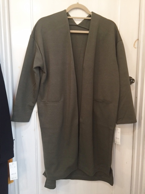 春のお洋服入荷です♪ 春のお洋服入荷です♪