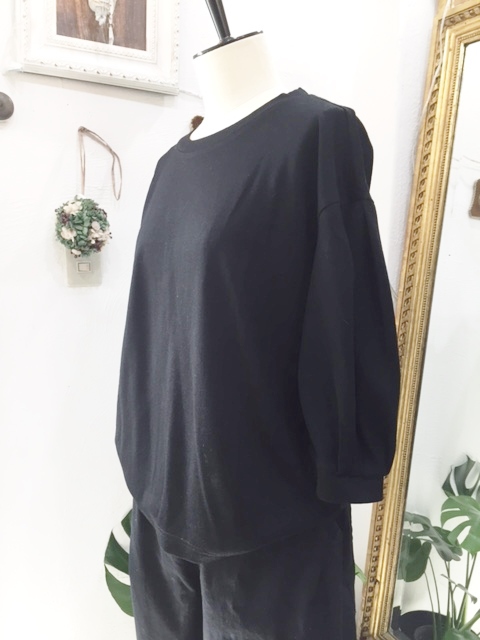 ウールのプルオーバーが入荷しましたよ♪ ウールのプルオーバーが入荷しましたよ♪