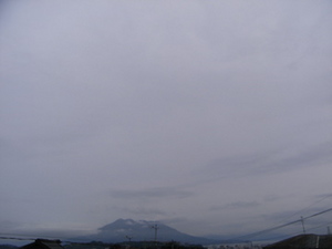 桜島と空の写真
