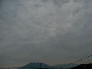 桜島と空の写真