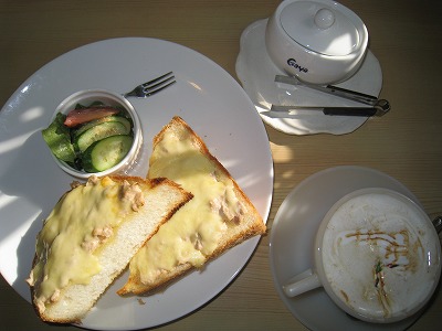 GAYA COFFEEでランチ♪