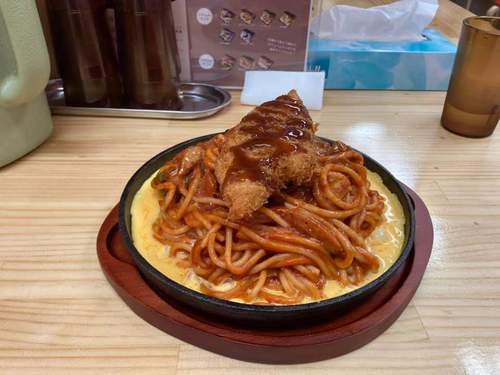 哲ちゃんのナポリタン。