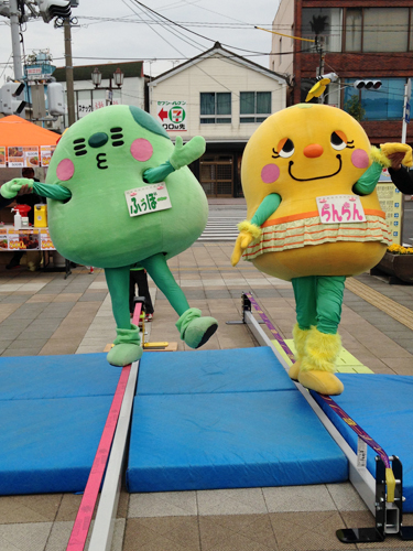 マハロマーケット！！