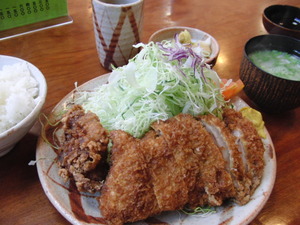 唐揚げサービス中