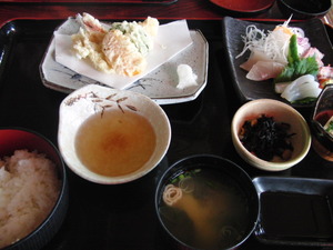 越路浜食堂