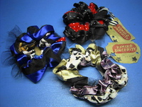 ＊ハンドメイドお洒落シュシュ入荷！＊