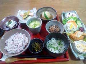 ある意味飛び込めないお店‥昼膳こもれび篇