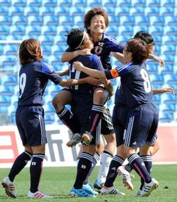 なでしこ女子ｻｯｶ-が熱い