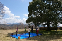 青空ボイスヨガin池平公園