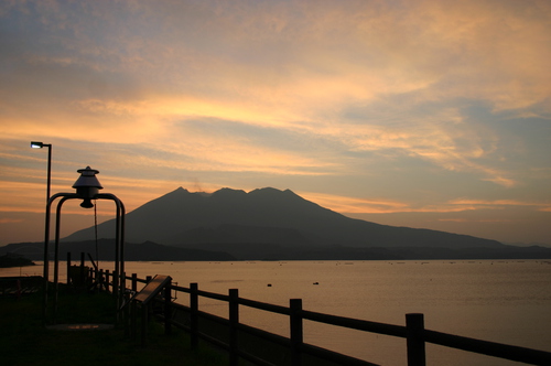 170811.19時『夕焼けの桜島』